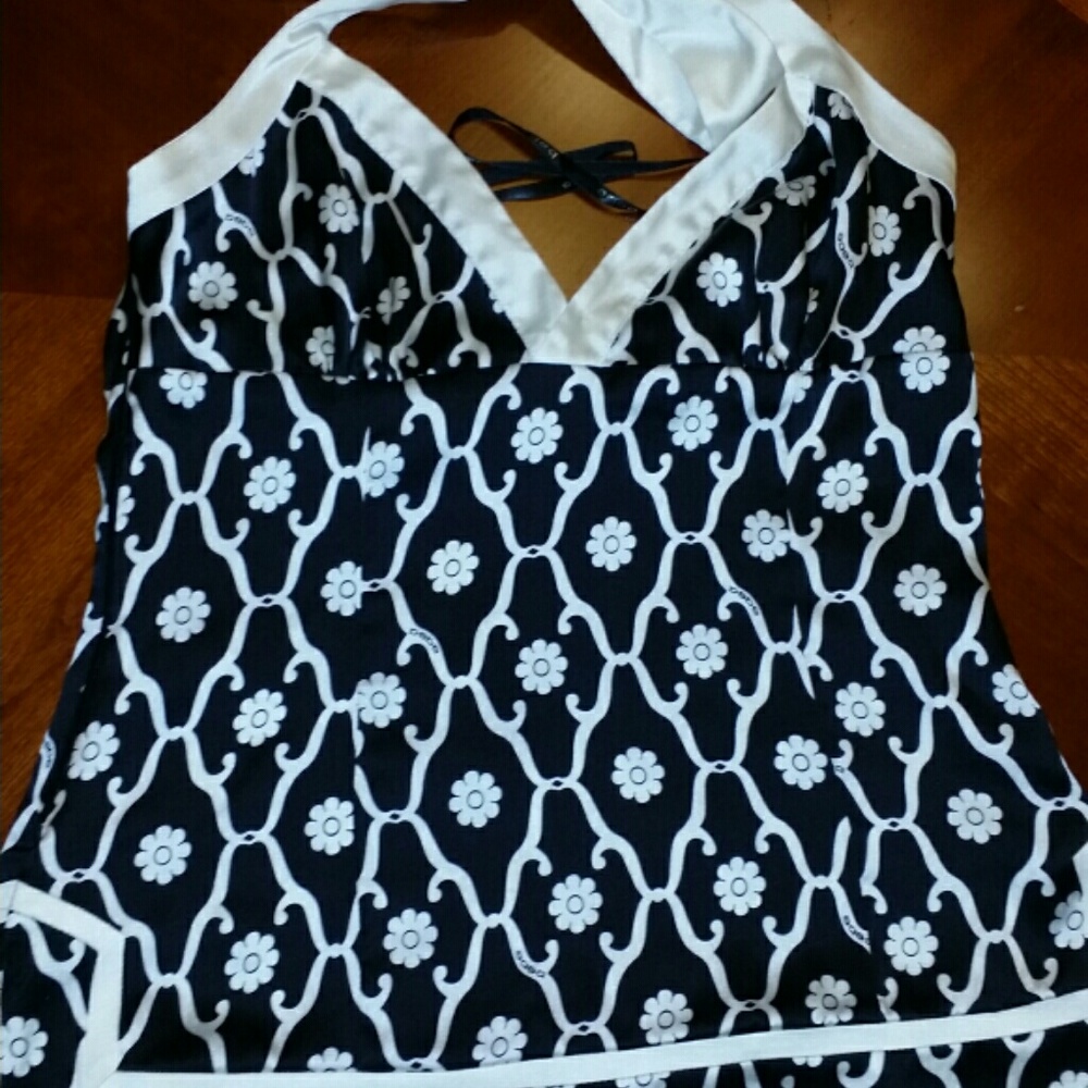 Bebe reversible halter top.